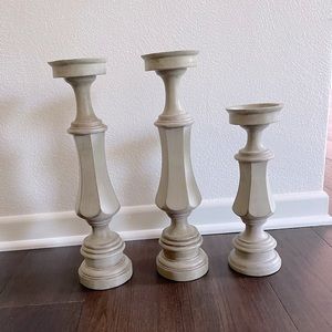 Kirkland’s • Wooden Candle Holder Set